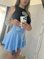 SHORT POLLERA CELESTE ESCUDO WHITE - Imagen 3