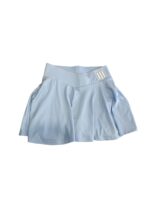 SHORT POLLERA CELESTE ESCUDO WHITE - Imagen 4