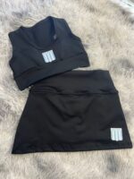 COMBO NIÑA ESCUDO SHORT POLLERA