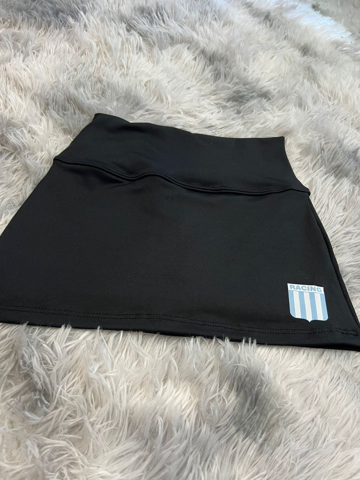 NTDC-0093 MINI NEGRA NIÑA ESCUDO - Imagen 1